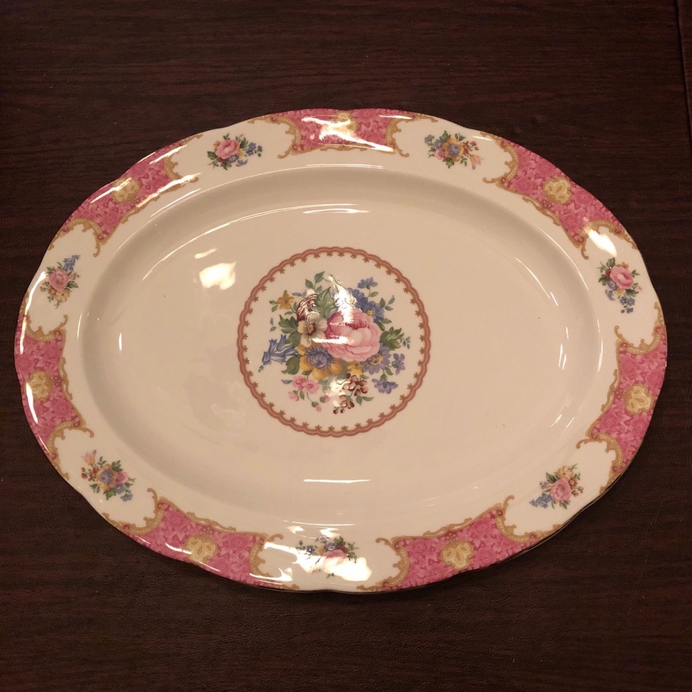 Royal Albert Lady Carlyle